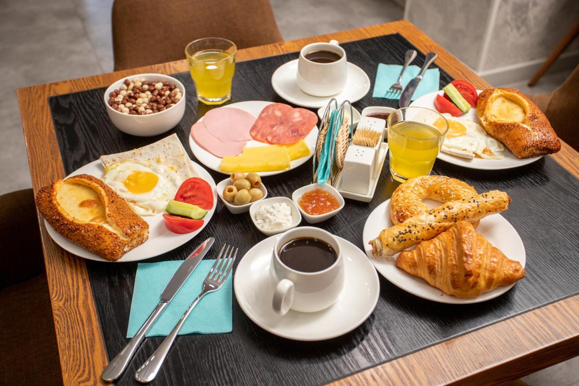 Amea Baku Hotel Εξωτερικό φωτογραφία